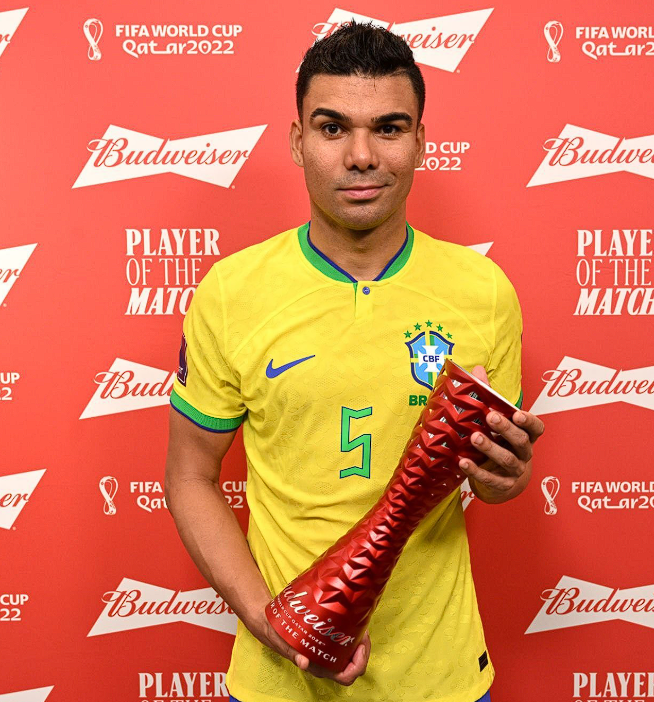 卡塞米羅賽季末離隊(duì)：曼聯(lián)生涯回顧與身價(jià)變遷分析