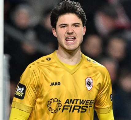 曼聯(lián)門將拉門斯賽后深度剖析：卡里克戰(zhàn)術(shù)、勝利感悟與未來展望