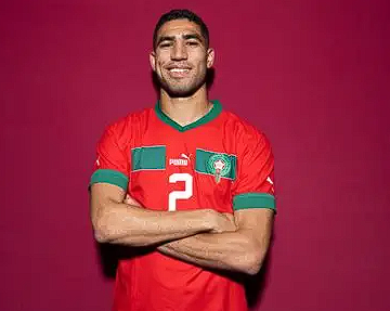 法職足聯(lián)嚴(yán)懲賽場違規(guī)：阿什拉夫停賽，<a href='/news/tag/956.html' style='color: blue;'>馬賽</a>南看臺受限